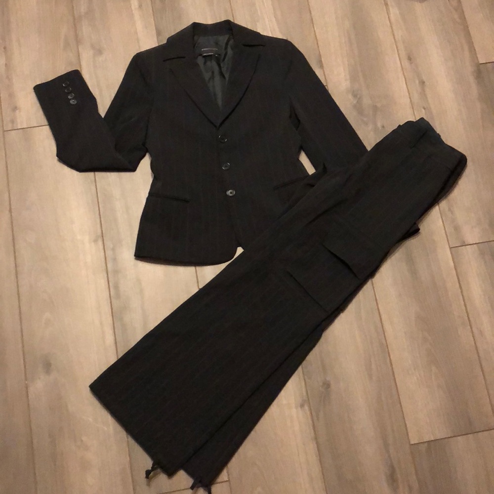 BCBG Womens Suit